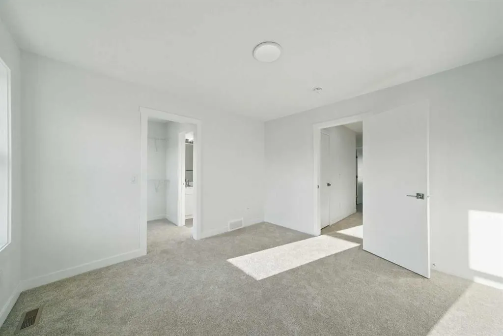 75 cornerstone Row NE, #106