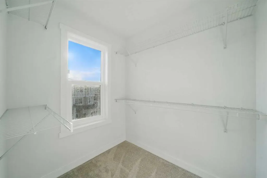 75 cornerstone Row NE, #106