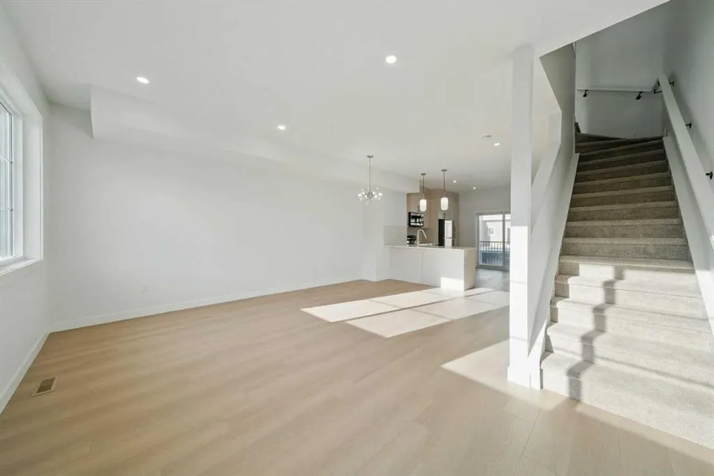 75 cornerstone Row NE, #106