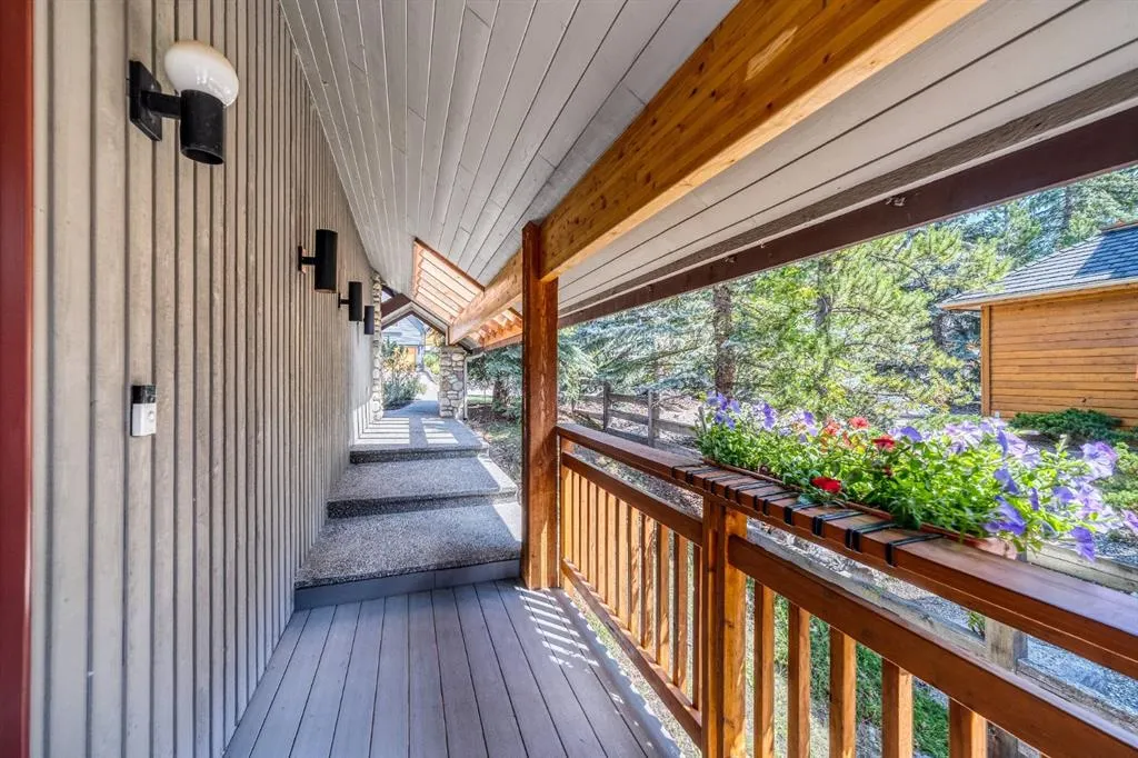 221 Benchlands Terrace