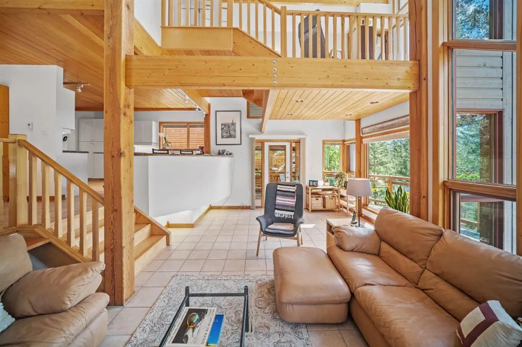 221 Benchlands Terrace