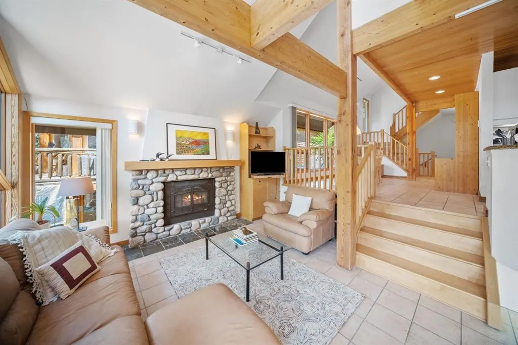 221 Benchlands Terrace