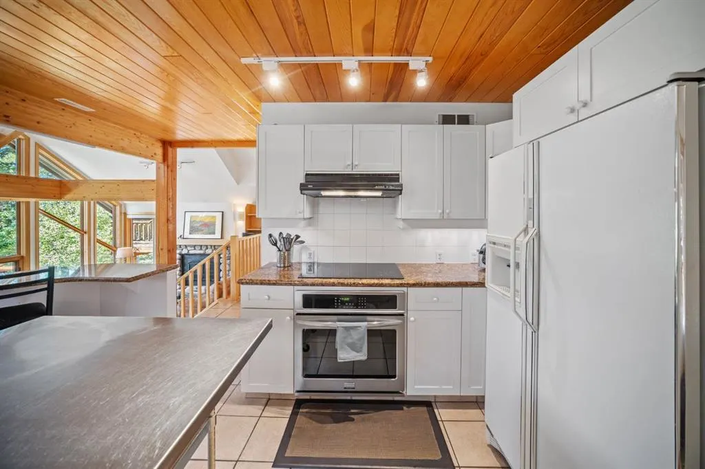 221 Benchlands Terrace