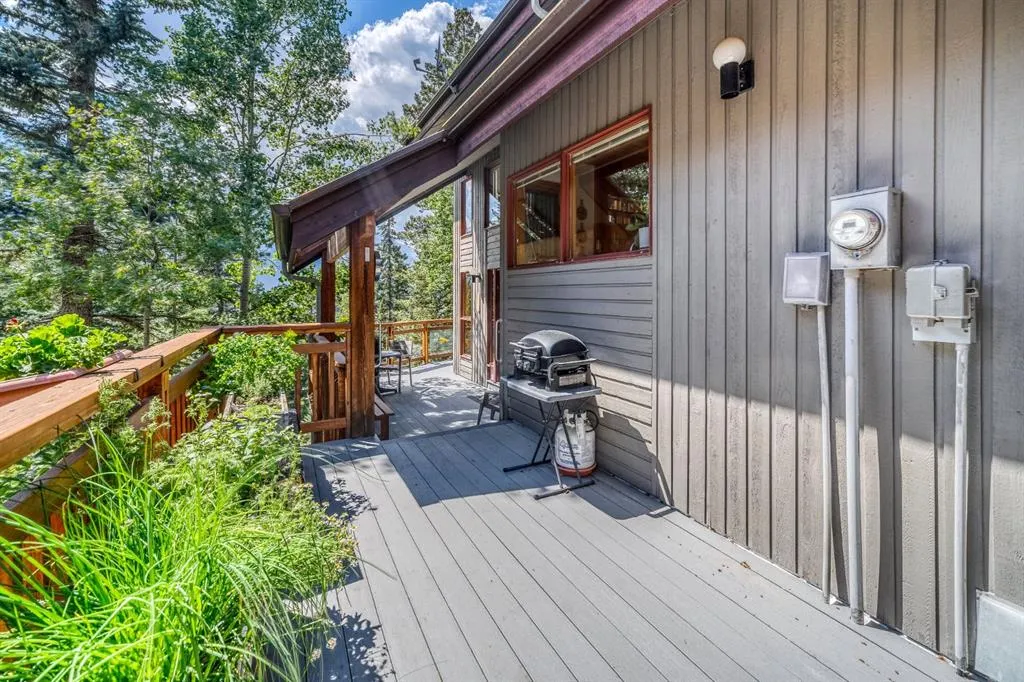 221 Benchlands Terrace