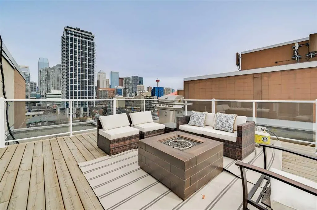 519 17 Avenue SW, #810