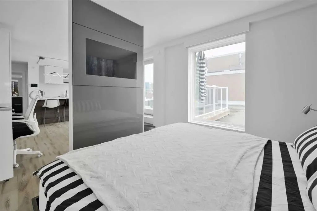 519 17 Avenue SW, #810