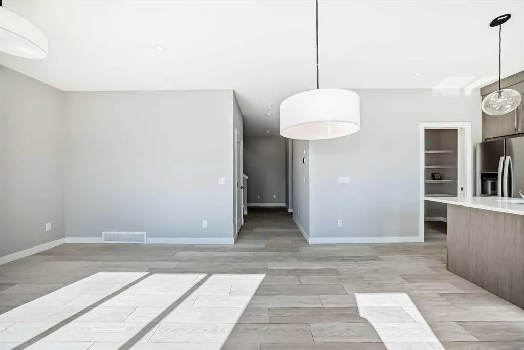 194 dawson harbour Hill