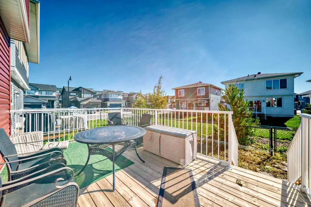 194 dawson harbour Hill