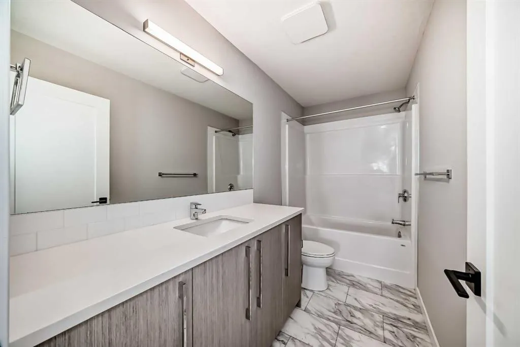 194 dawson harbour Hill