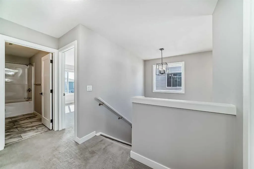 194 dawson harbour Hill