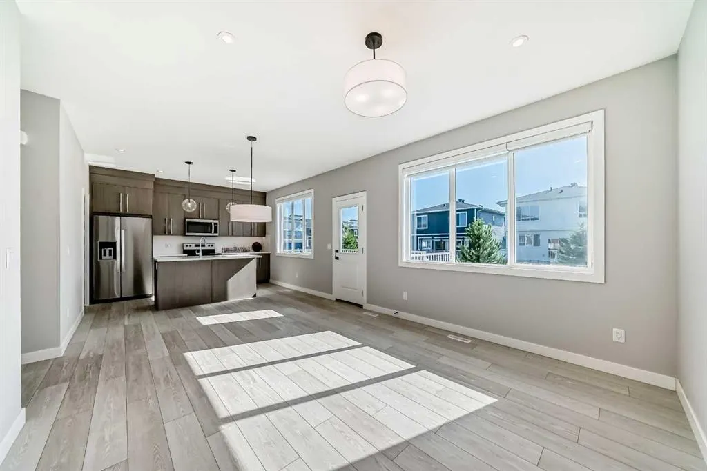 194 dawson harbour Hill