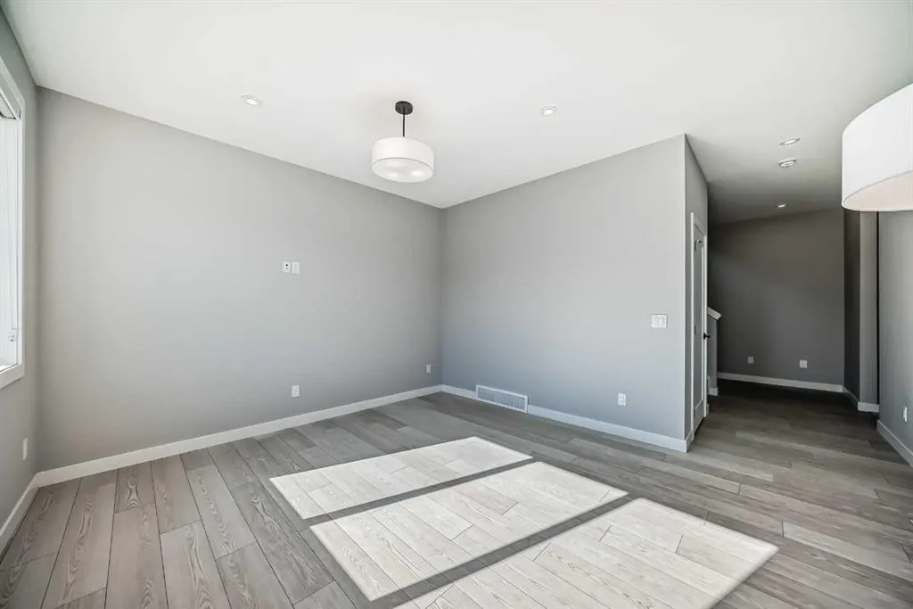 194 dawson harbour Hill