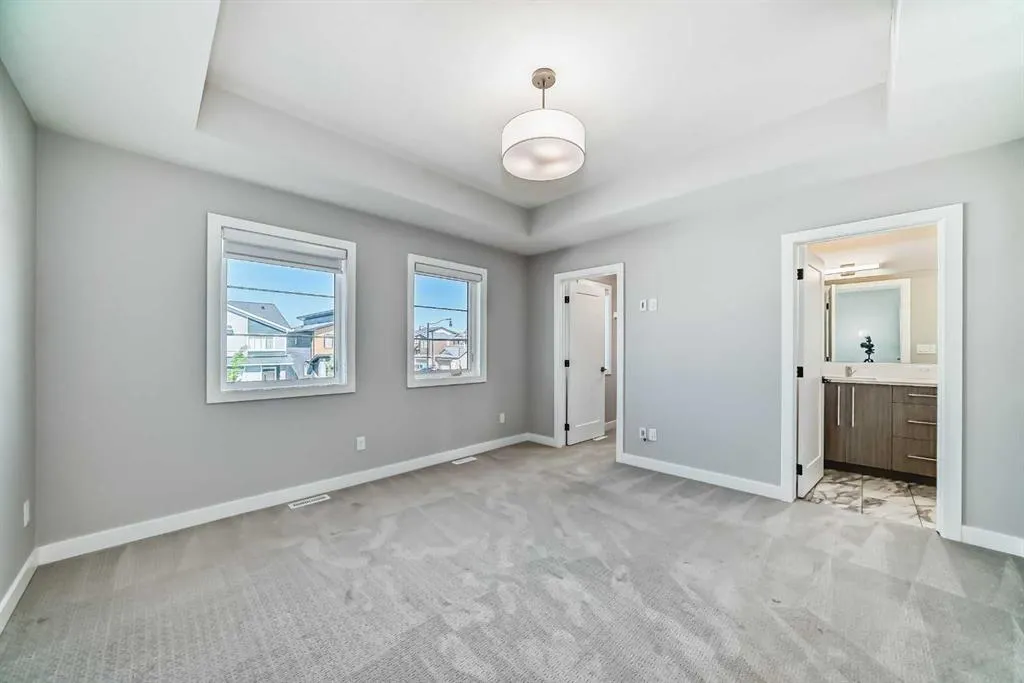 194 dawson harbour Hill