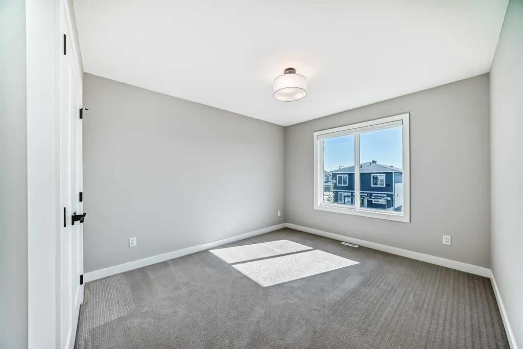 194 dawson harbour Hill