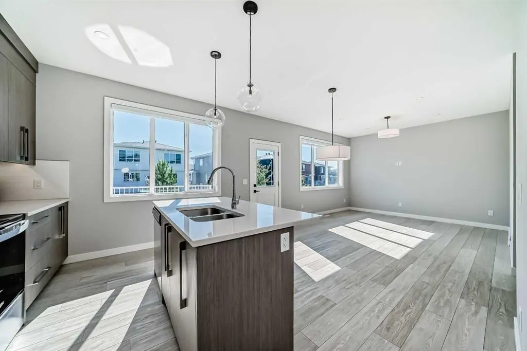 194 dawson harbour Hill