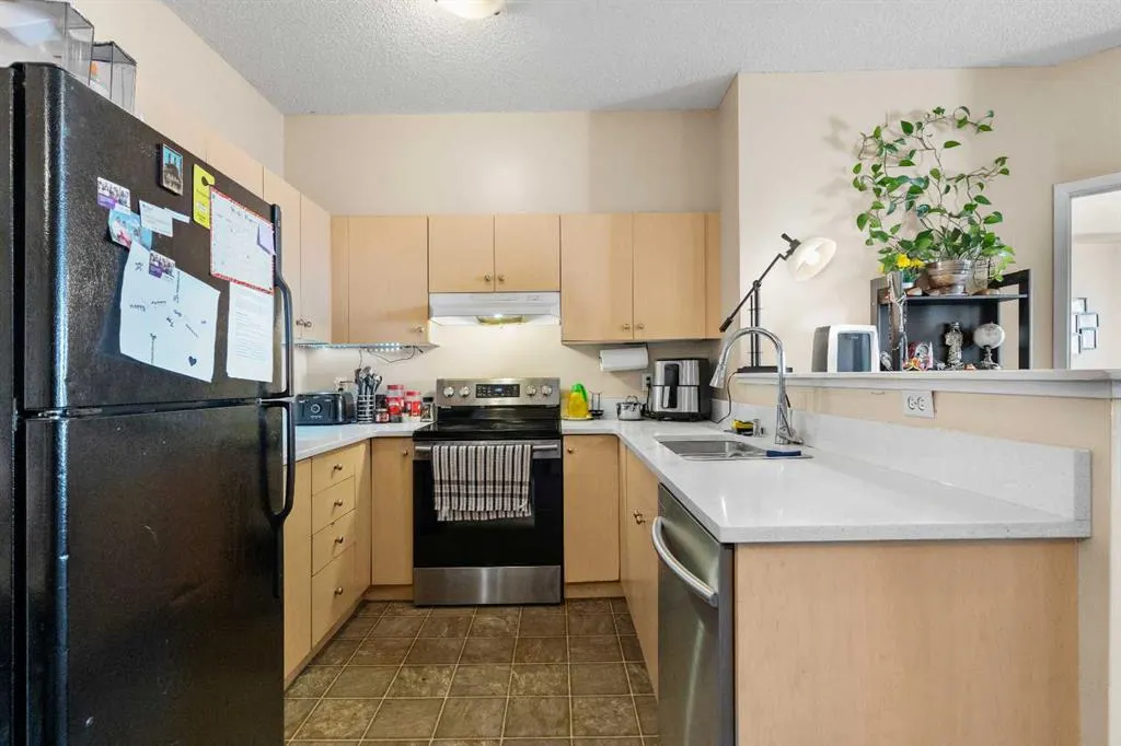 1140 Taradale Drive NE, #1404