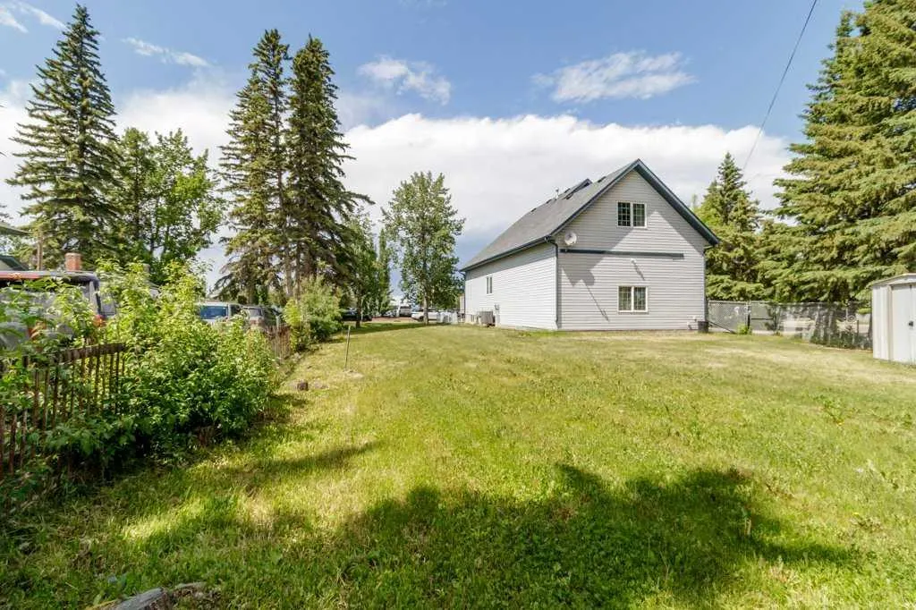 4003 Lakeshore Drive