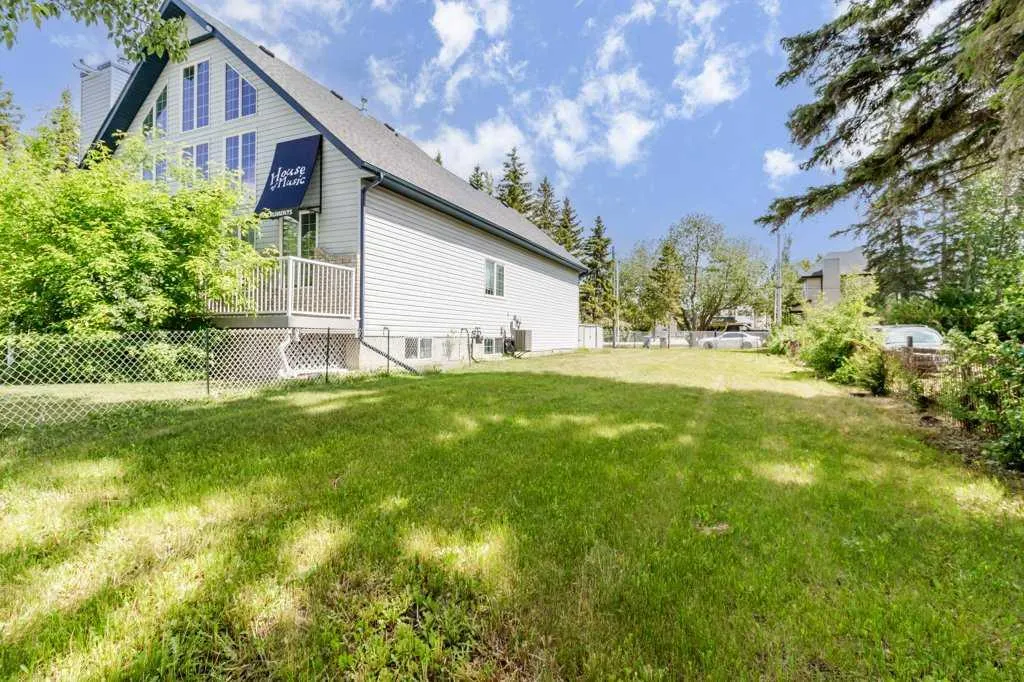 4003 Lakeshore Drive