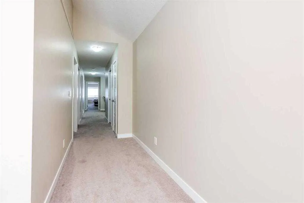 149 Williamstown Park NW
