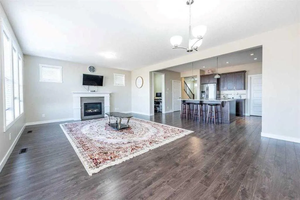 149 Williamstown Park NW