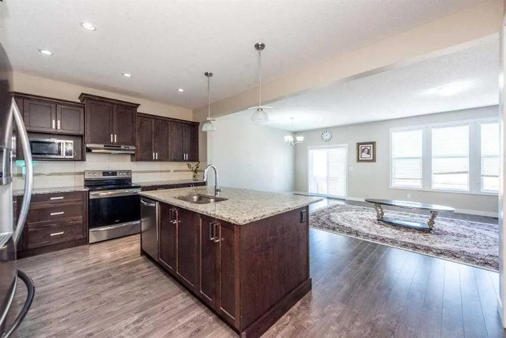 149 Williamstown Park NW