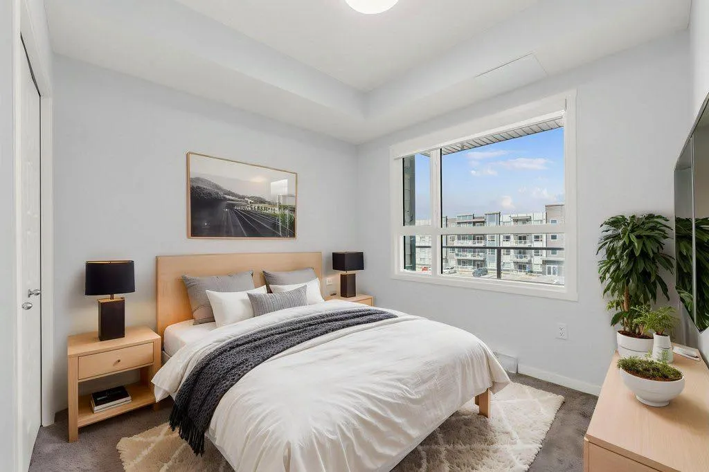 40 Carrington Plaza NW, #319
