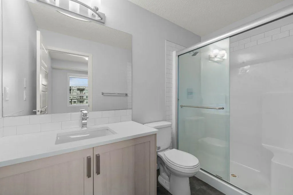 40 Carrington Plaza NW, #319