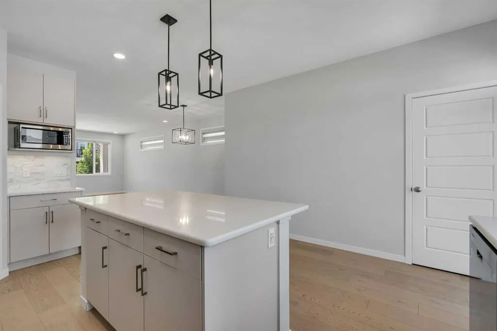 36 Seton Row SE