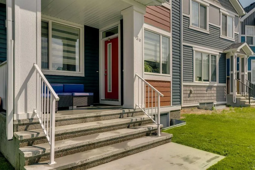 36 Seton Row SE