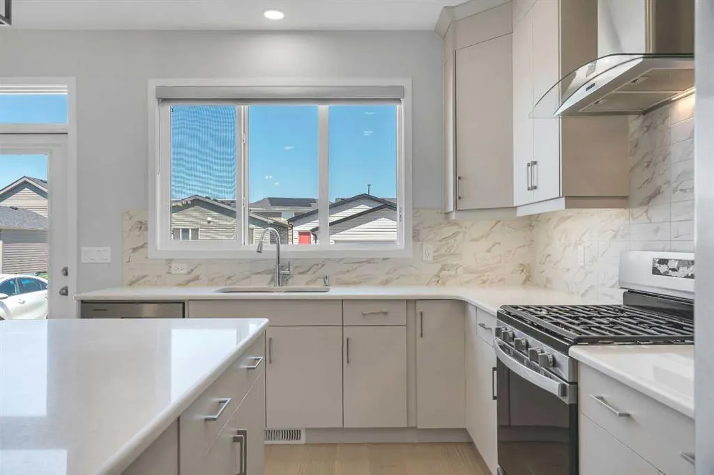 36 Seton Row SE