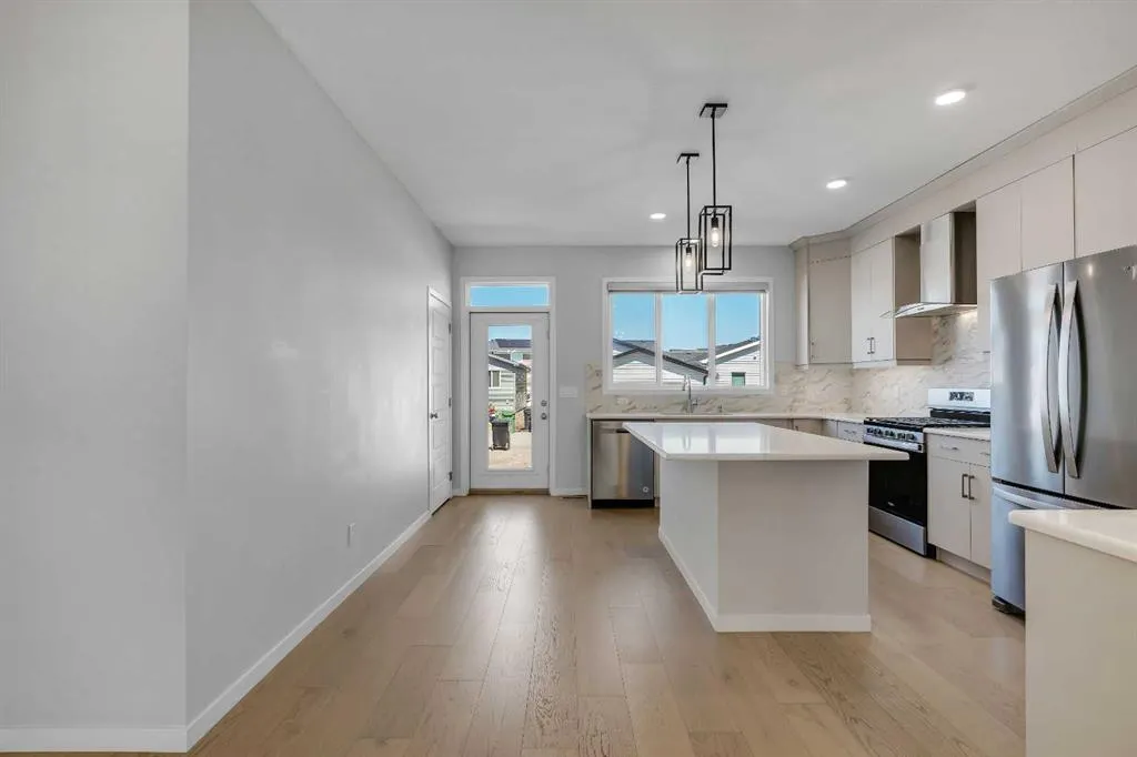 36 Seton Row SE