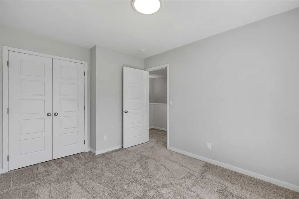 36 Seton Row SE