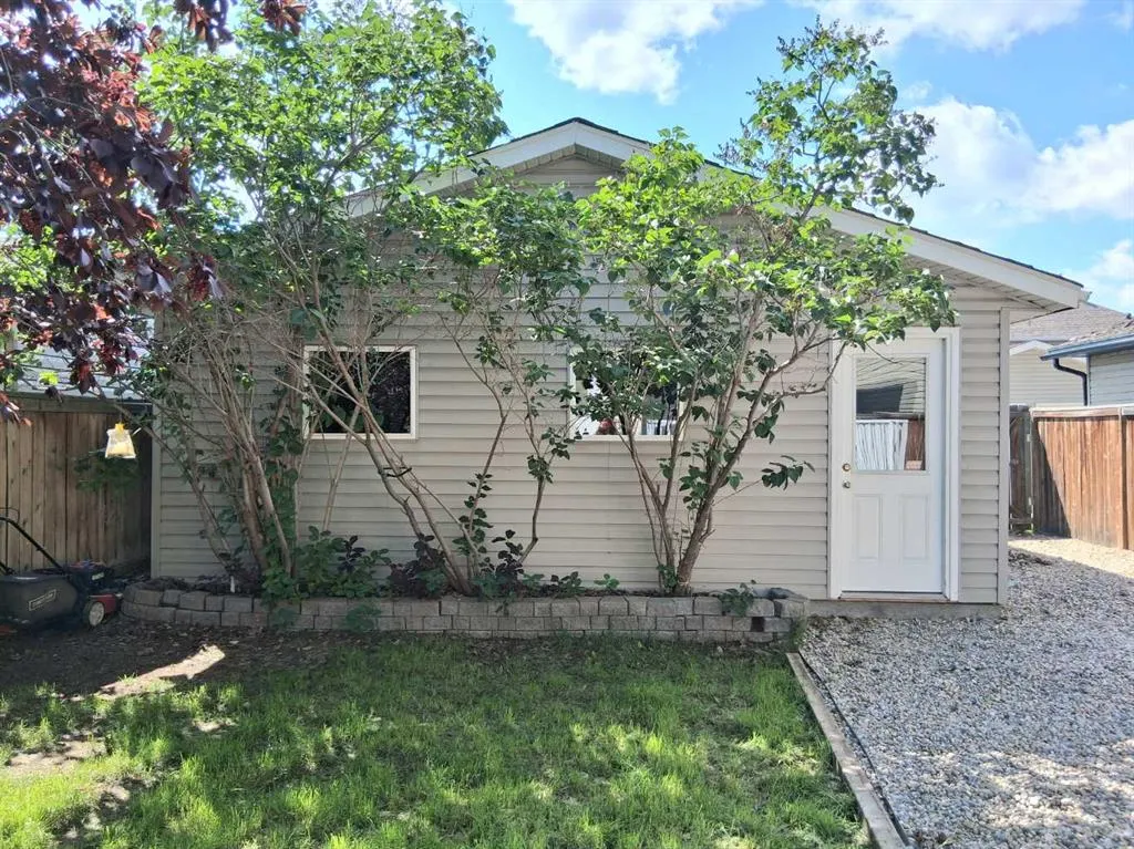 89 Mckenzie Towne Drive SE