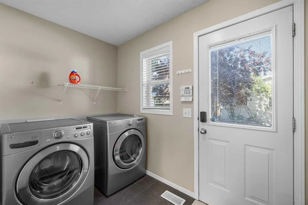 89 Mckenzie Towne Drive SE