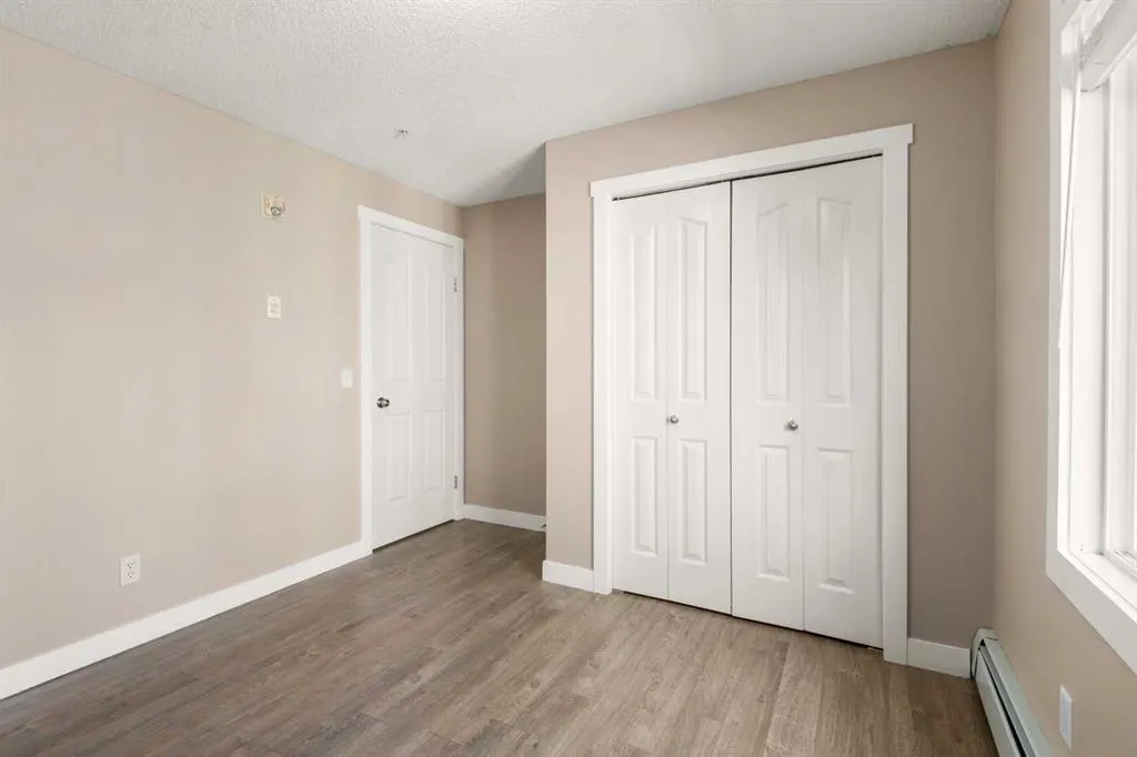 304 Mackenzie Way SW, #8225