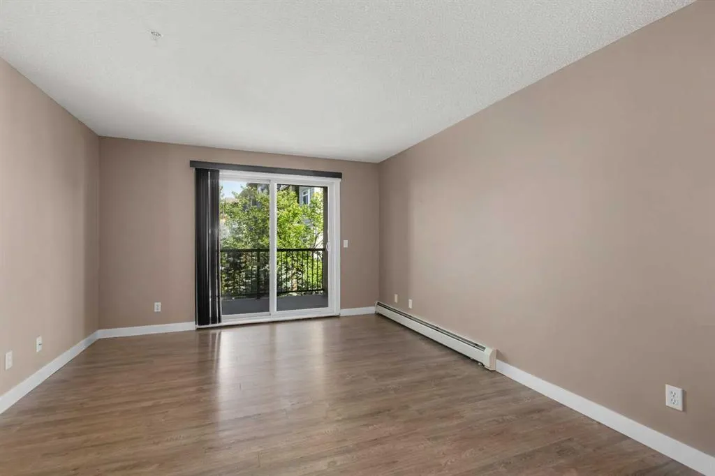 304 Mackenzie Way SW, #8225