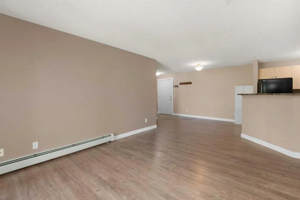 304 Mackenzie Way SW, #8225