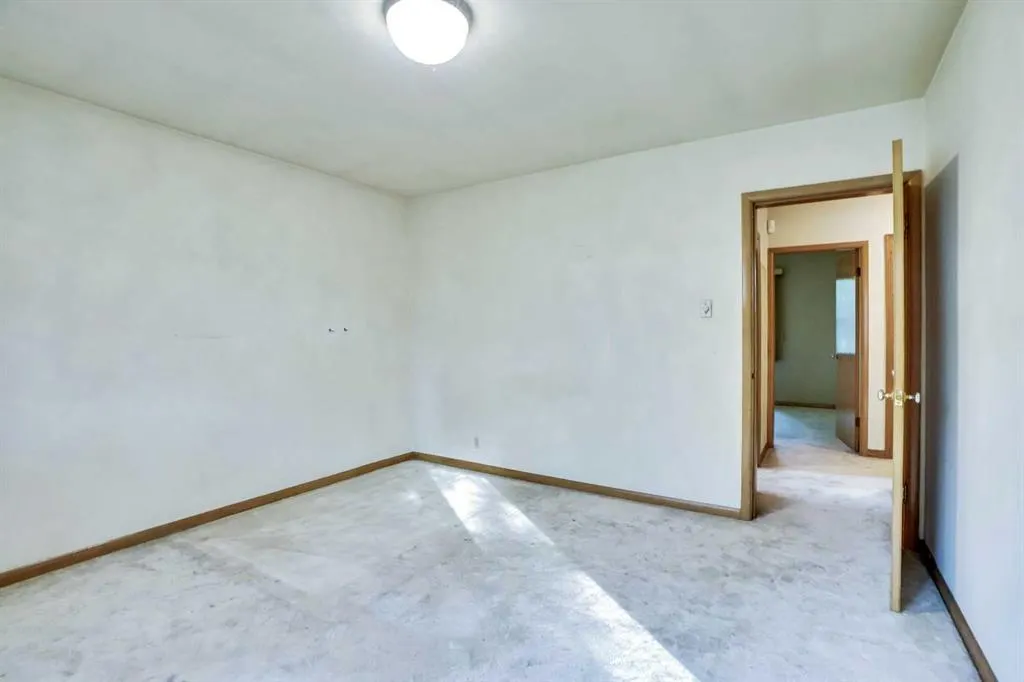 1956 Kelwood Drive SW