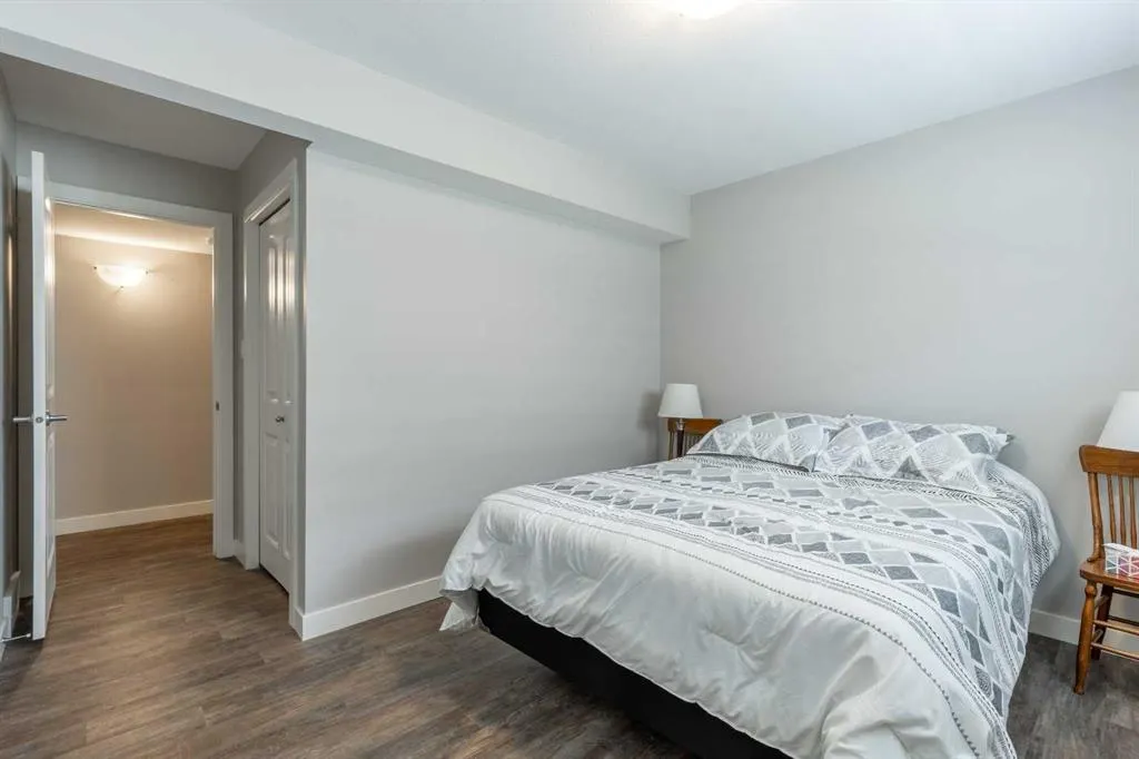 175 Fairmont Boulevard S, #1