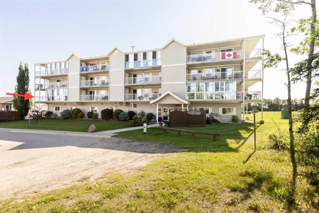 4500 45 Avenue, #203