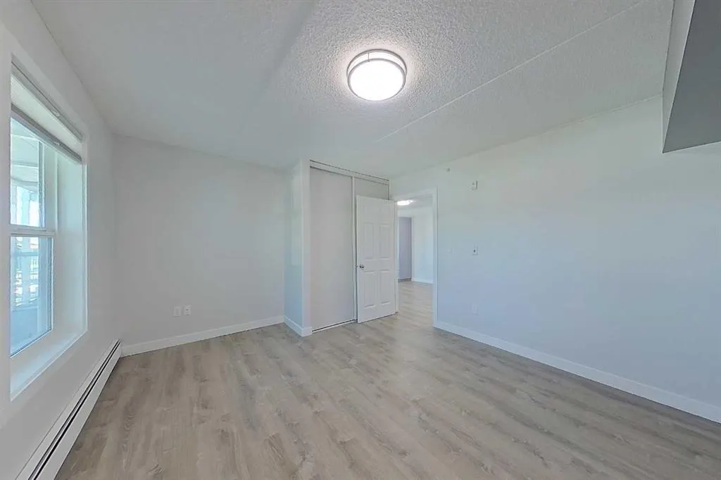 4500 45 Avenue, #203