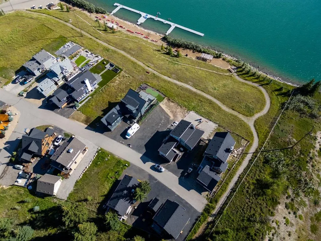 407 Cottage Club Grove