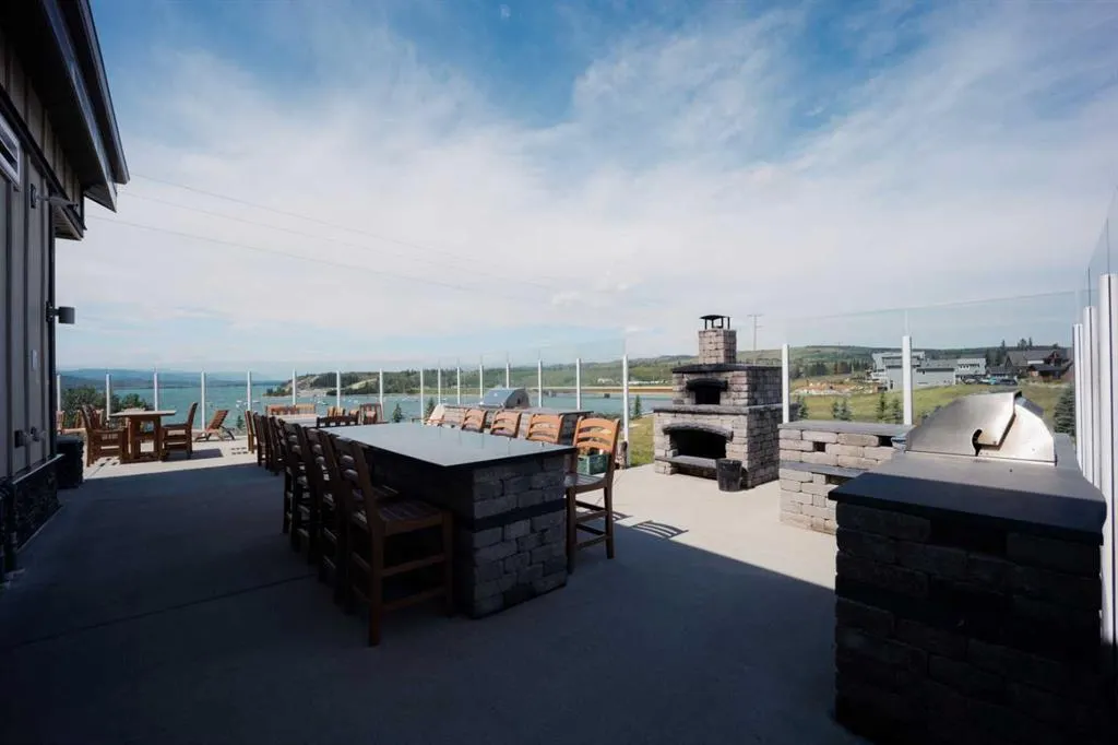 236 Cottage Club Crescent