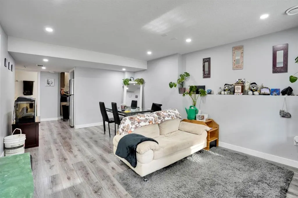 21 Kingsbury Close SE