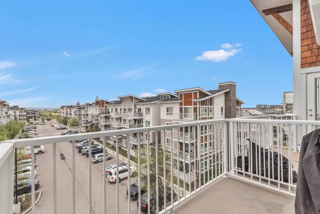 302 Skyview Ranch Drive NE, #6407