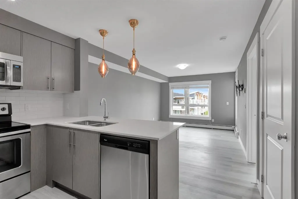 302 Skyview Ranch Drive NE, #6407