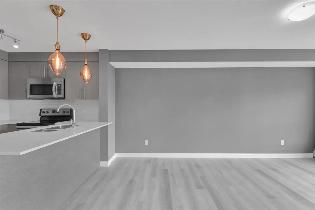302 Skyview Ranch Drive NE, #6407