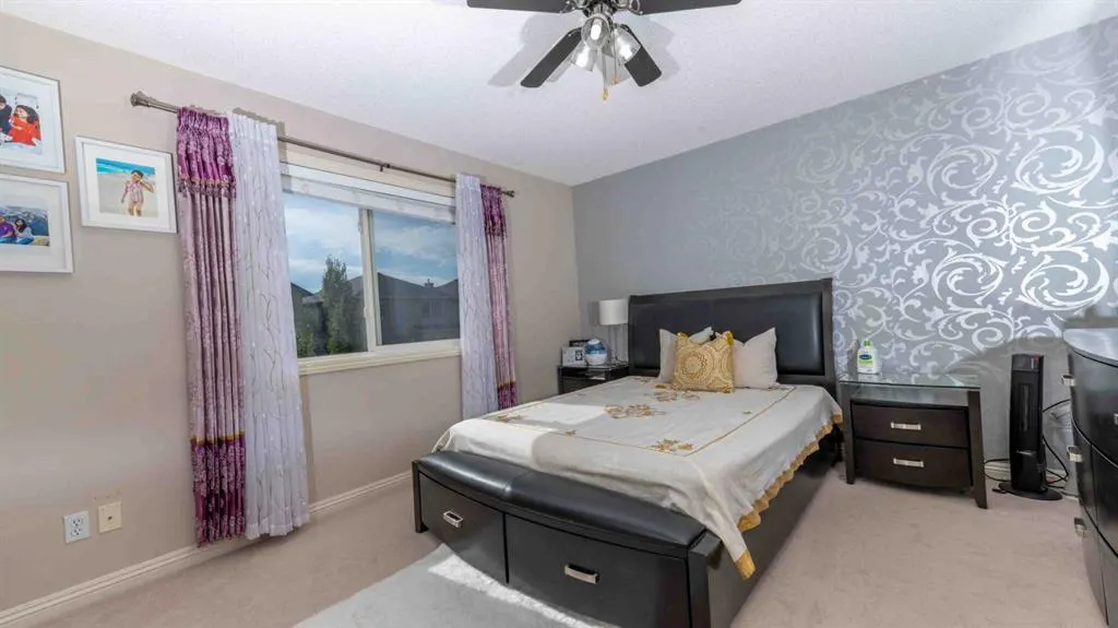 87 Kincora Drive NW