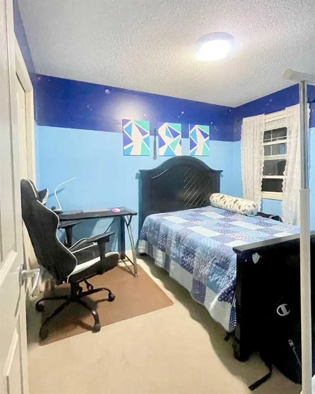 87 Kincora Drive NW