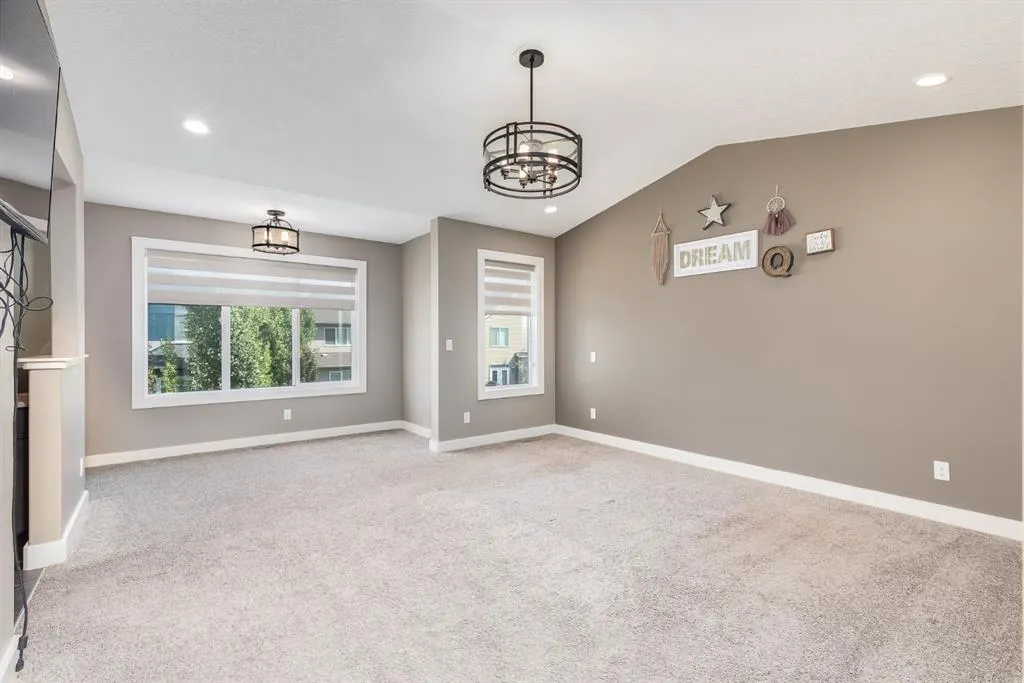 111 Cooperstown Place SW